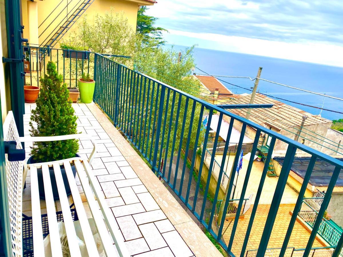 Seeview Rooftop House Between Sorrento And Amalfi Villa Massa Lubrense Exterior photo